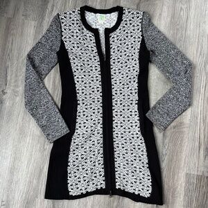 Title Nine Assassin Full Zip Tunic Cardigan Sweater Dress in Black/White - Sz S